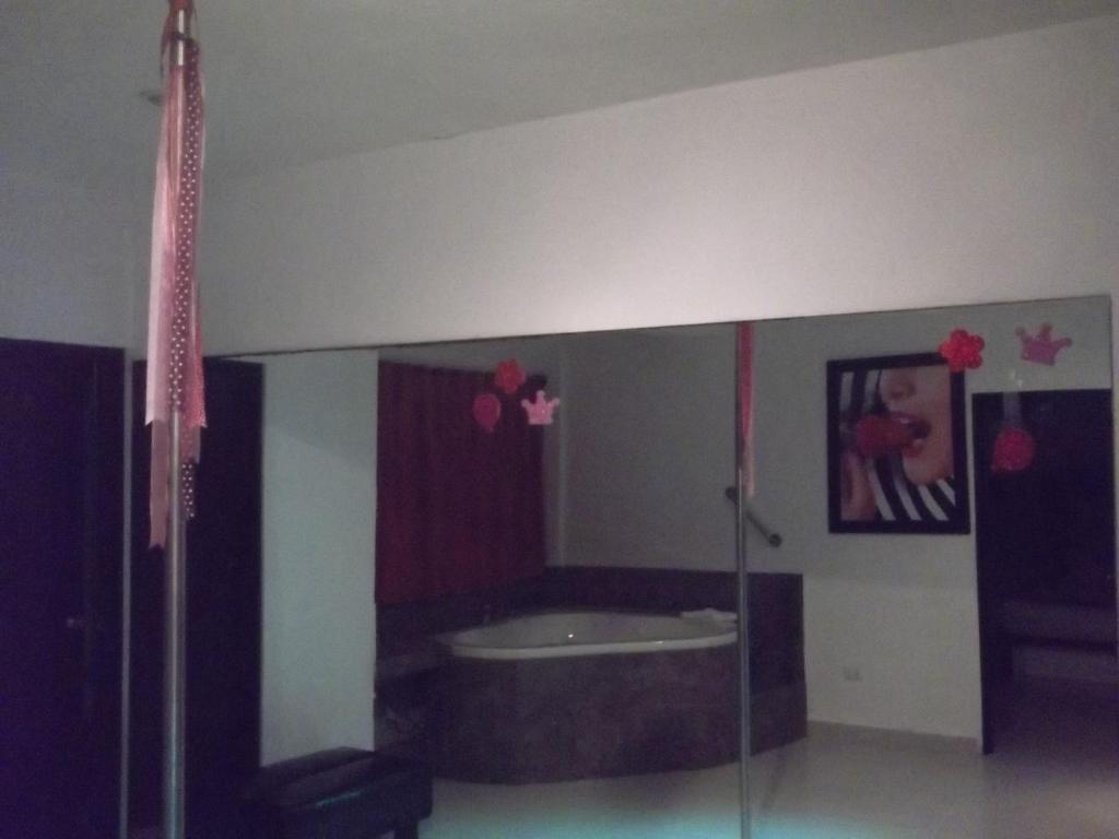 Motel Del Rey Канкун Стая снимка